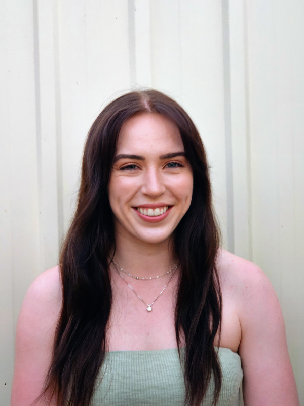 Lauren De Lyster