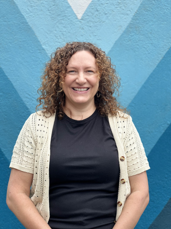 Angela Crellin