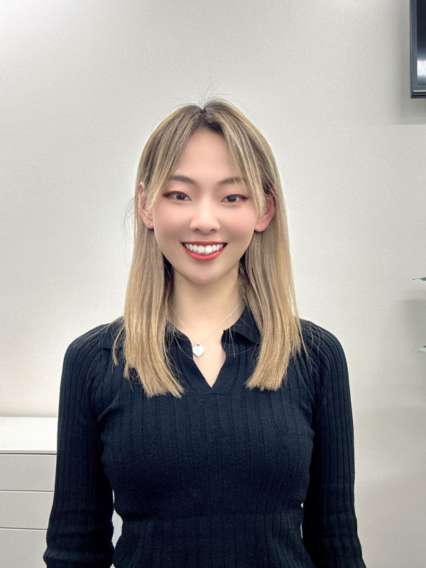 Iris Zheng